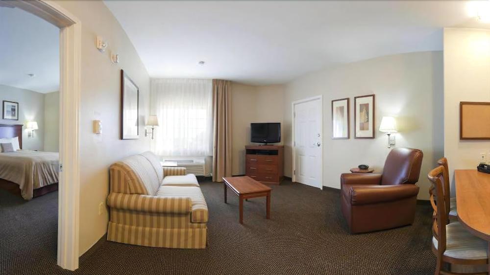 Candlewood Suites Deer Park By Ihg Bagian luar foto