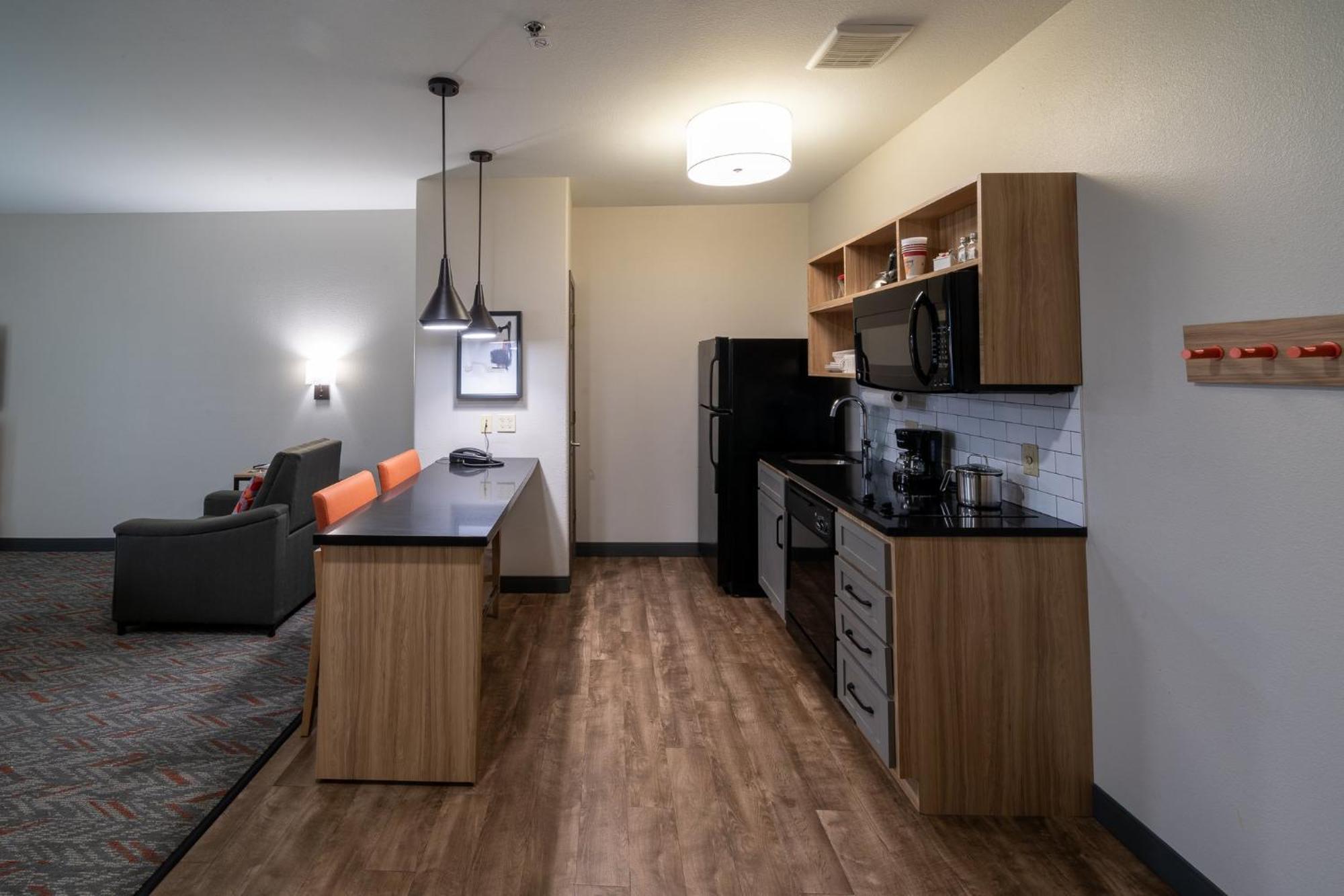 Candlewood Suites Deer Park By Ihg Bagian luar foto