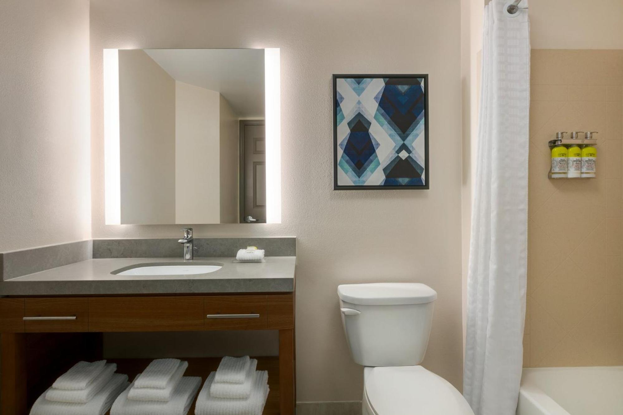 Candlewood Suites Deer Park By Ihg Bagian luar foto