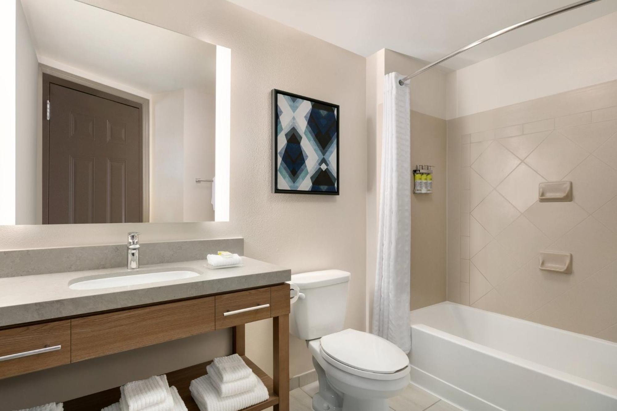 Candlewood Suites Deer Park By Ihg Bagian luar foto