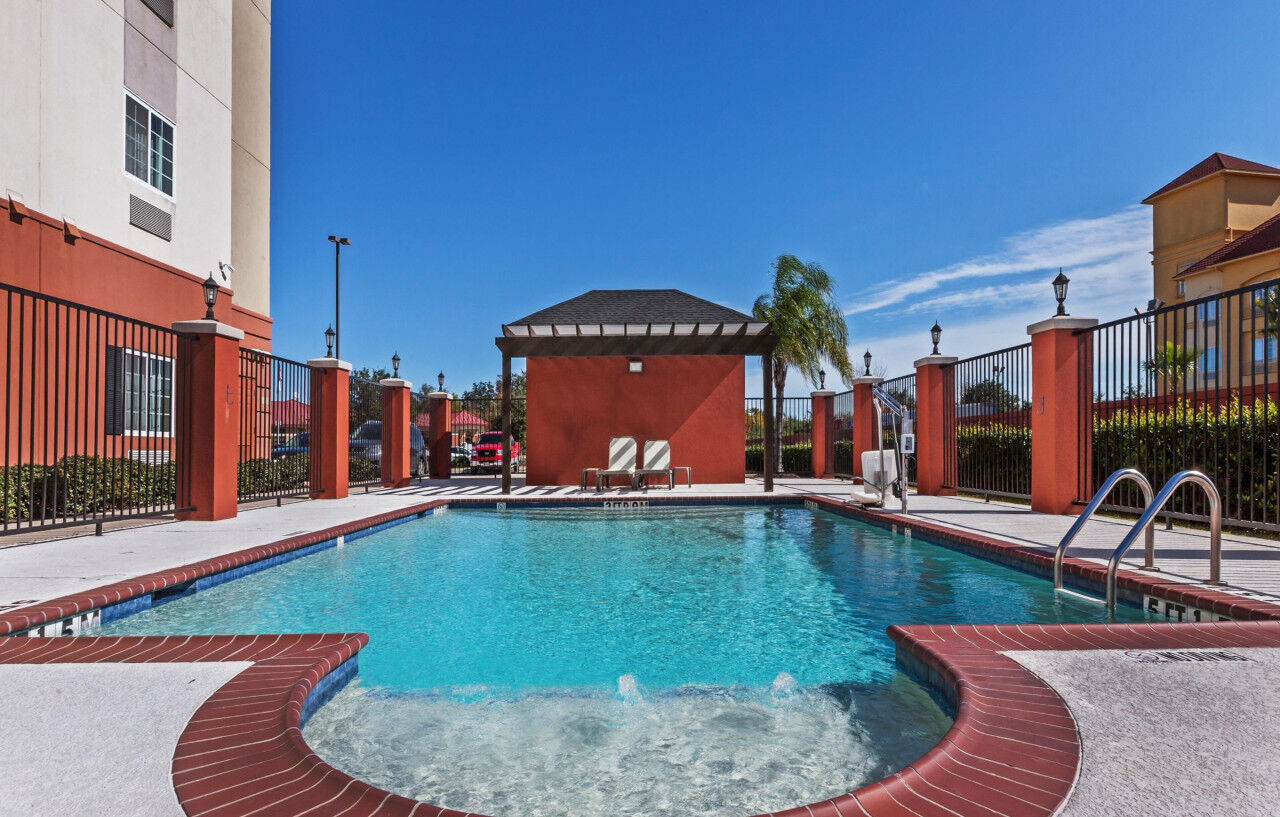 Candlewood Suites Deer Park By Ihg Bagian luar foto